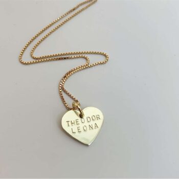 Guldhalsband hjärta med namn (14k) inkl kedja