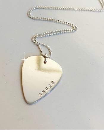 Plectrum necklace with name