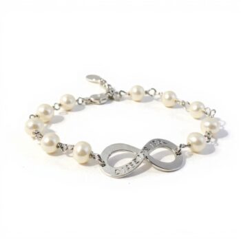 infinityarmband med pärlor1