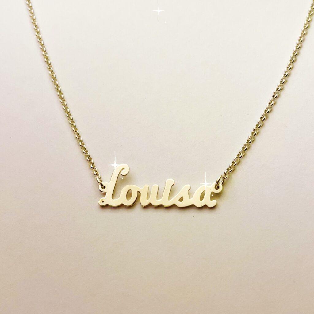 Namnhalsband ”Carromed ditt eget namn i äkta 18K guld