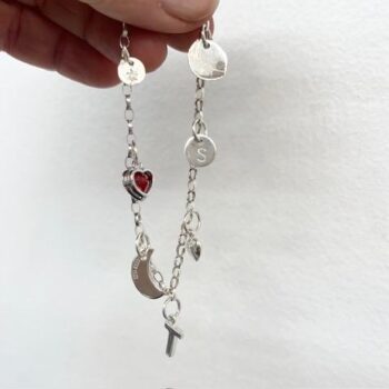 Charm armband – armband med berlocker & hängsmycken